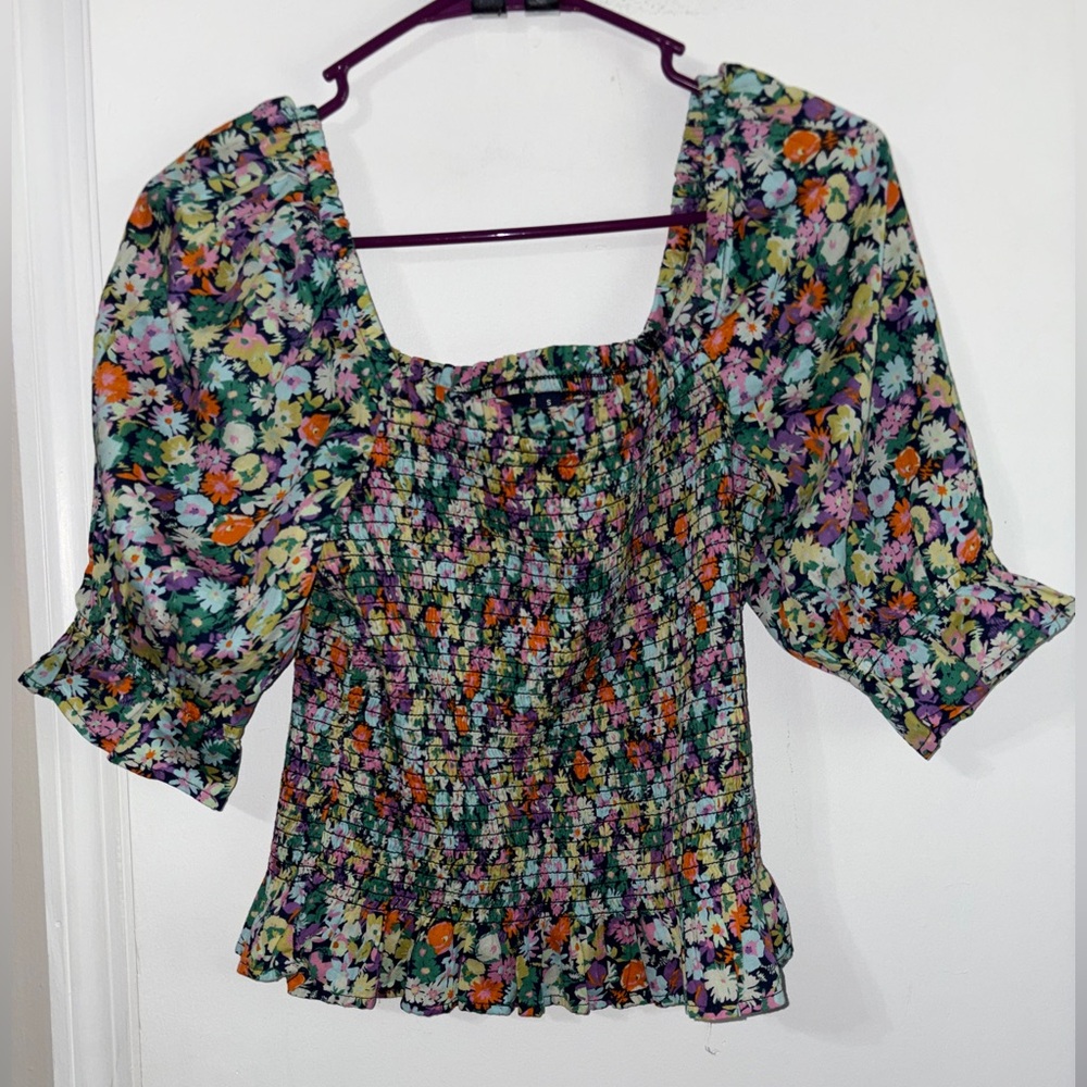 Gap Puff Sleeve Smocked Peplum Top Multi color ditsy floral small New